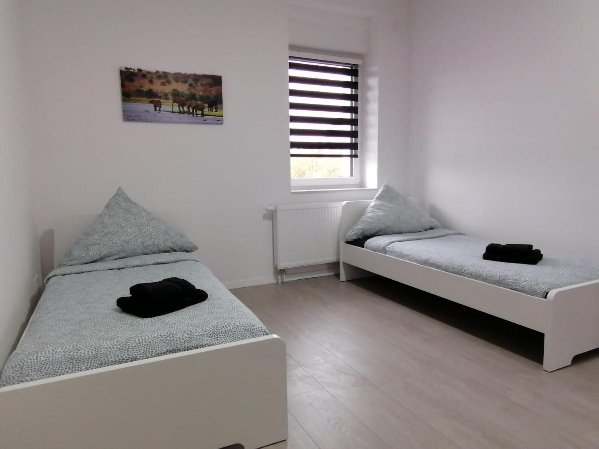 Estrella24 Living Rooms Tokio Herne Bagian luar foto