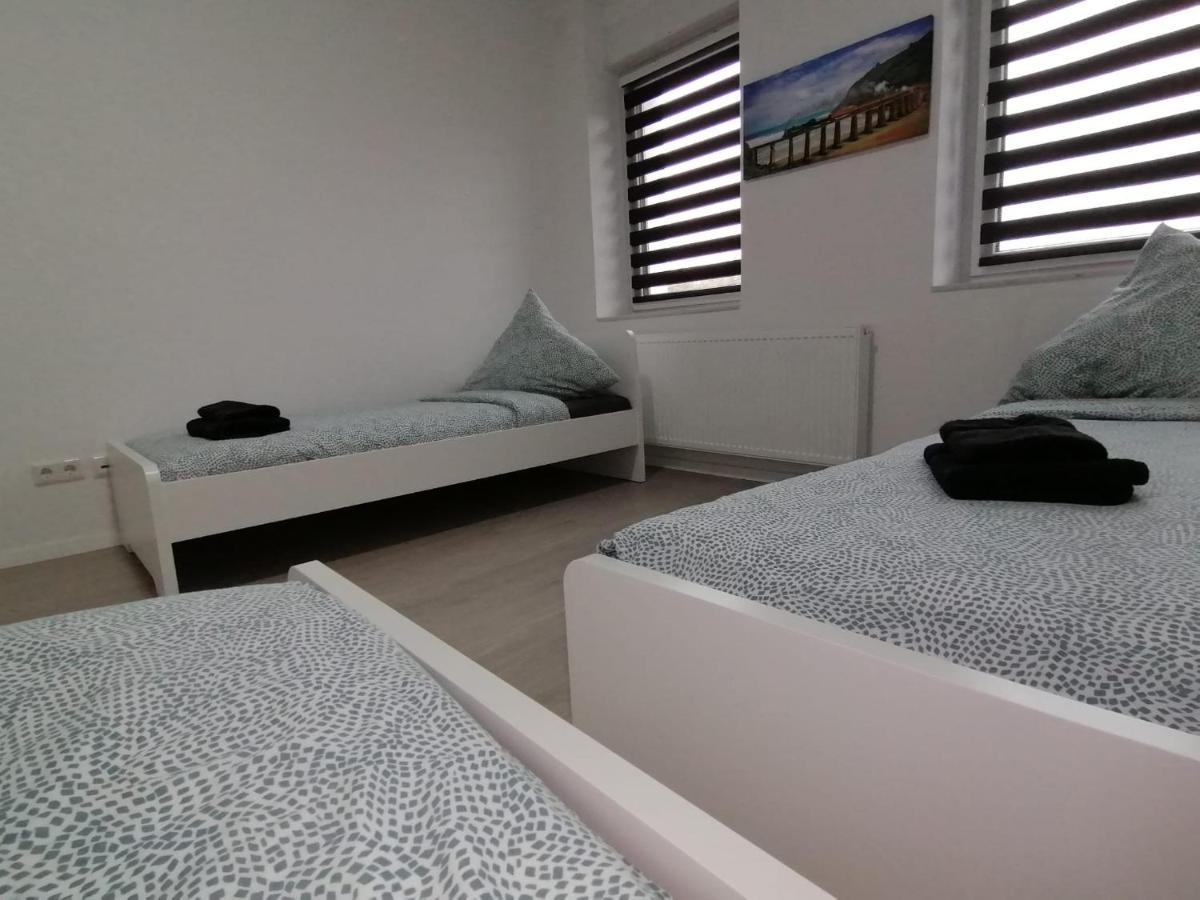 Estrella24 Living Rooms Tokio Herne Bagian luar foto